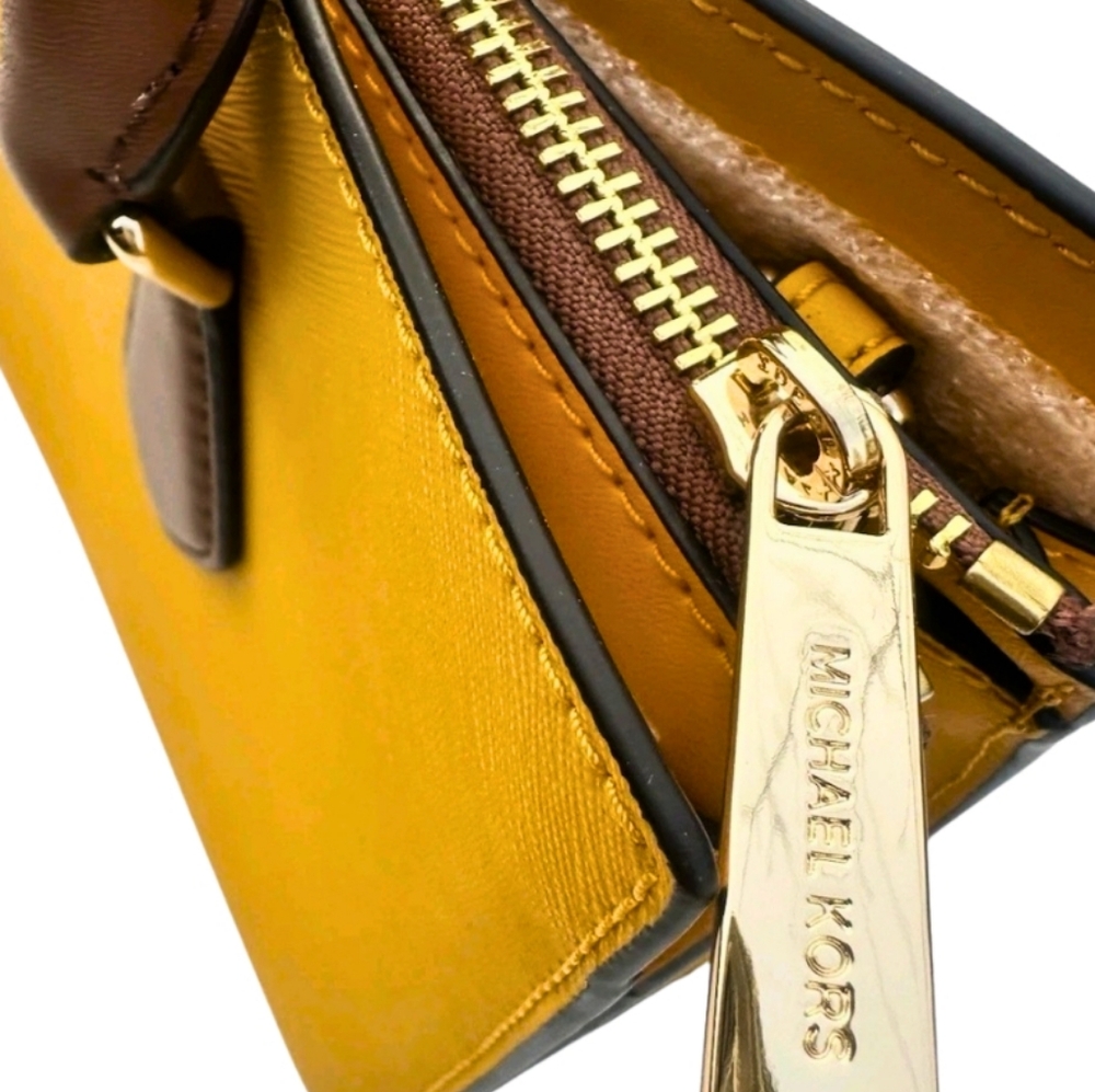 Michael Kors Sheila Satchel in Jasmine Yellow Multi - Picture 4 of 5